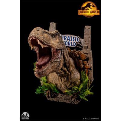 Jurassic World Dominion: Tyrannosaurus Rex Wall Mounted Bust and Display Stand Set